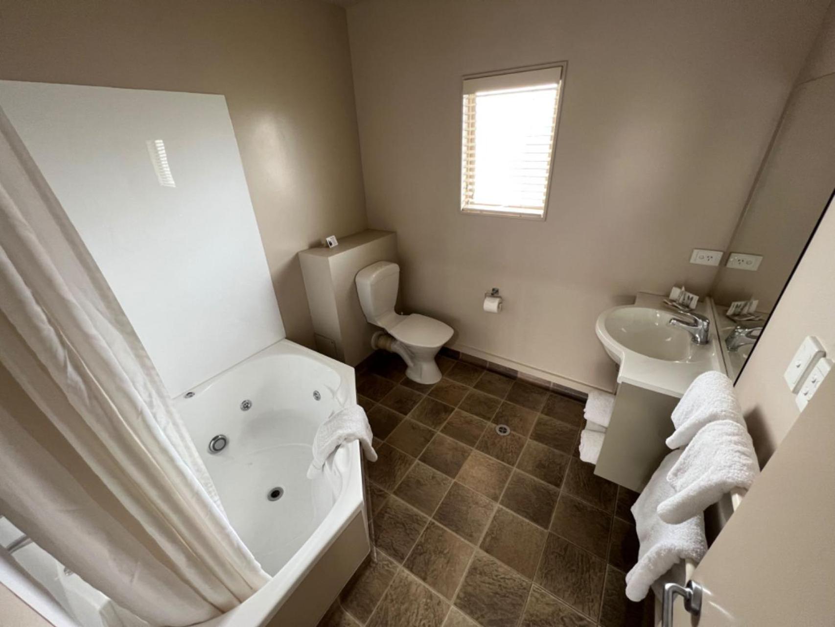 The Suites אשברטון מראה חיצוני תמונה