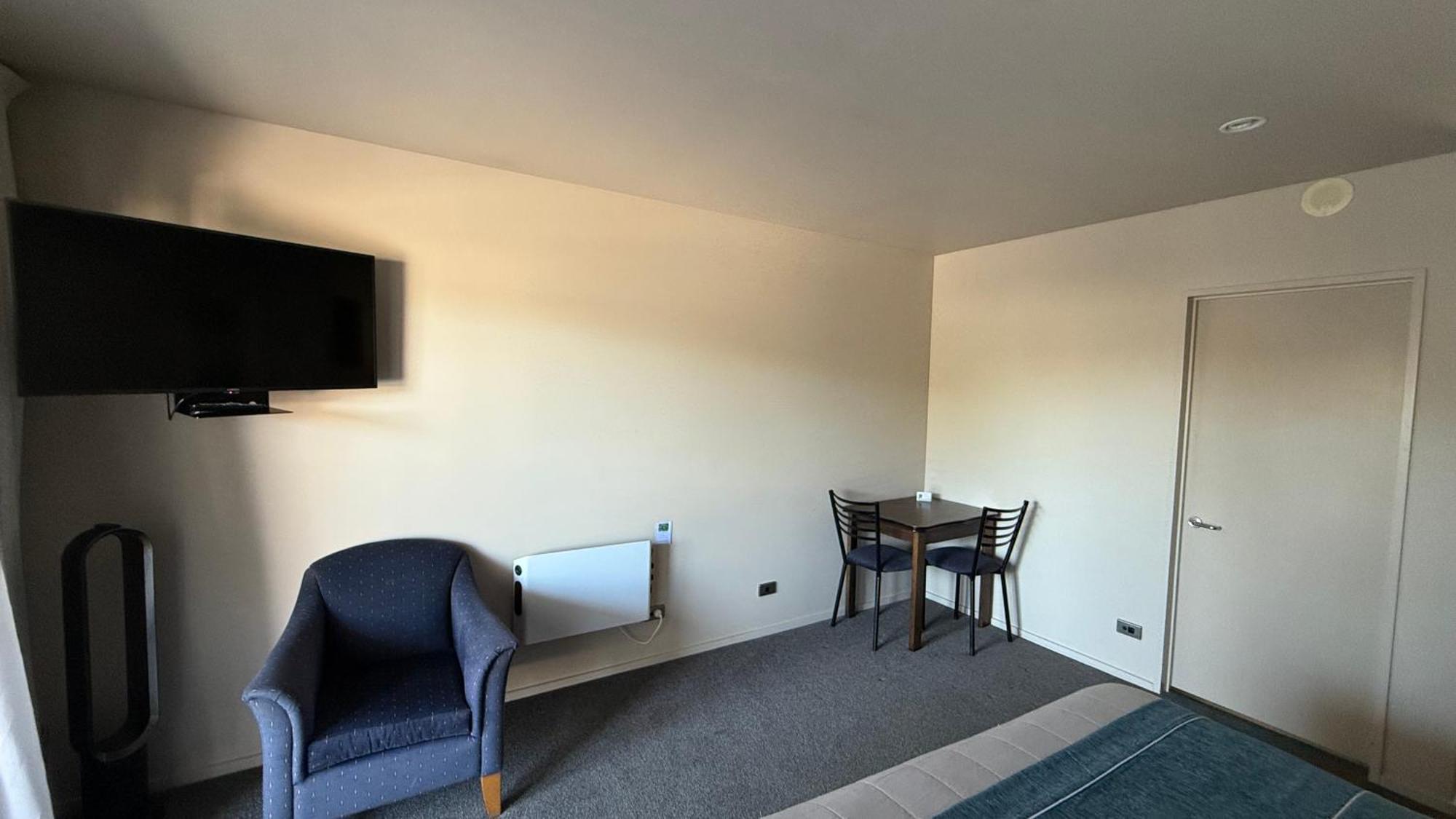 The Suites אשברטון מראה חיצוני תמונה