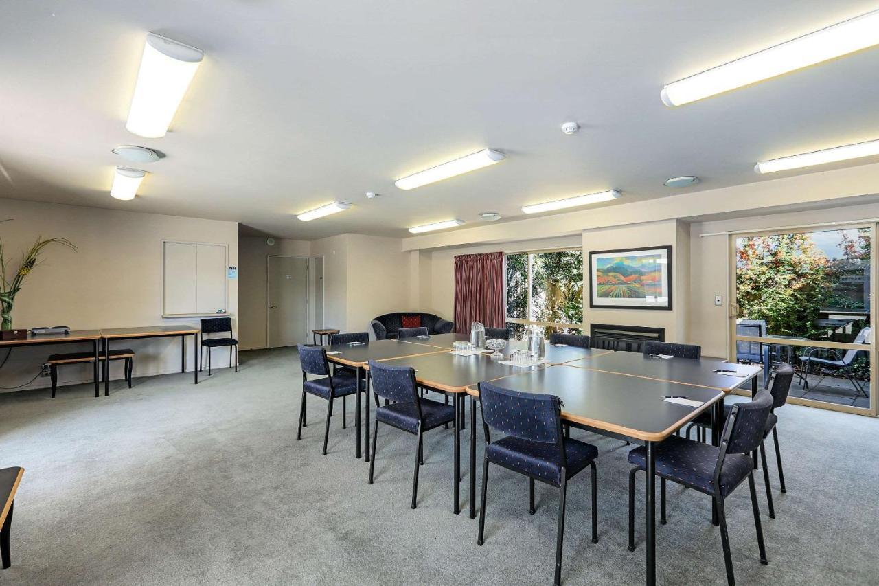 The Suites אשברטון מראה חיצוני תמונה